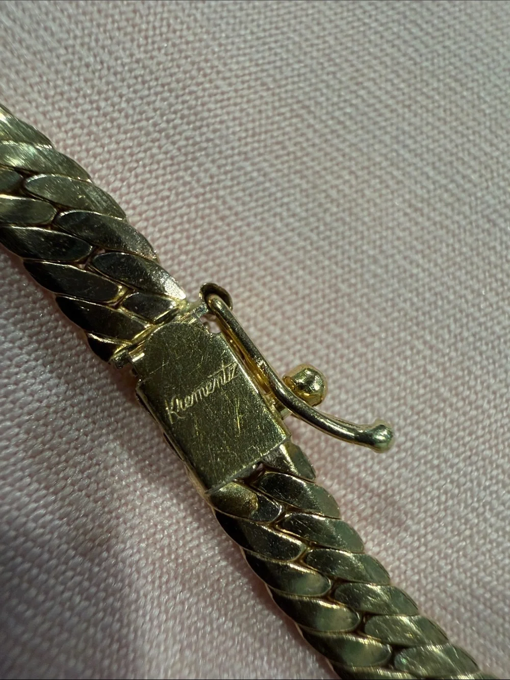 Elegant Gold-Tone Herringbone Necklace - Picture 4 of 7